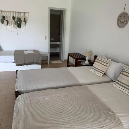 Kirki On The Hill Krotiri