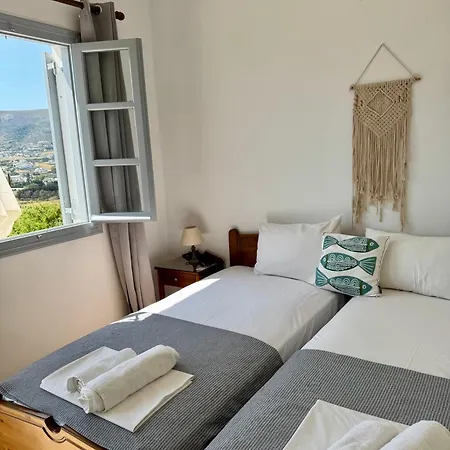 Kirki On The Hill Krotiri