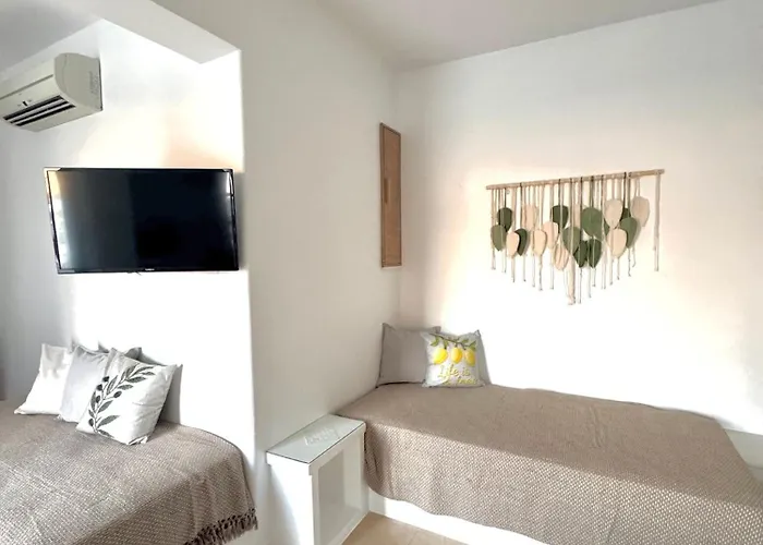 Kirki On The Hill * Krotiri