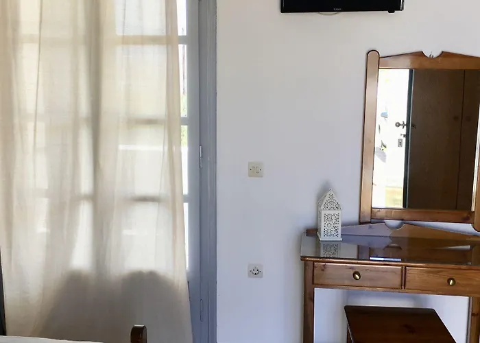 Kirki On The Hill Krotiri